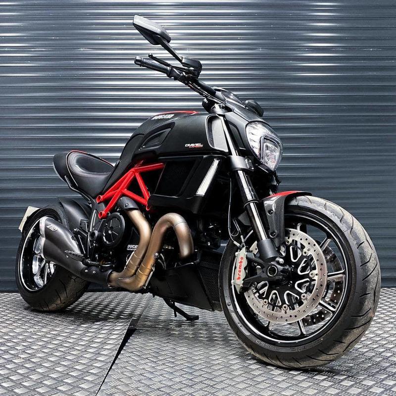 Sold Out Ducati Diavel Carbon Red Rev Comps