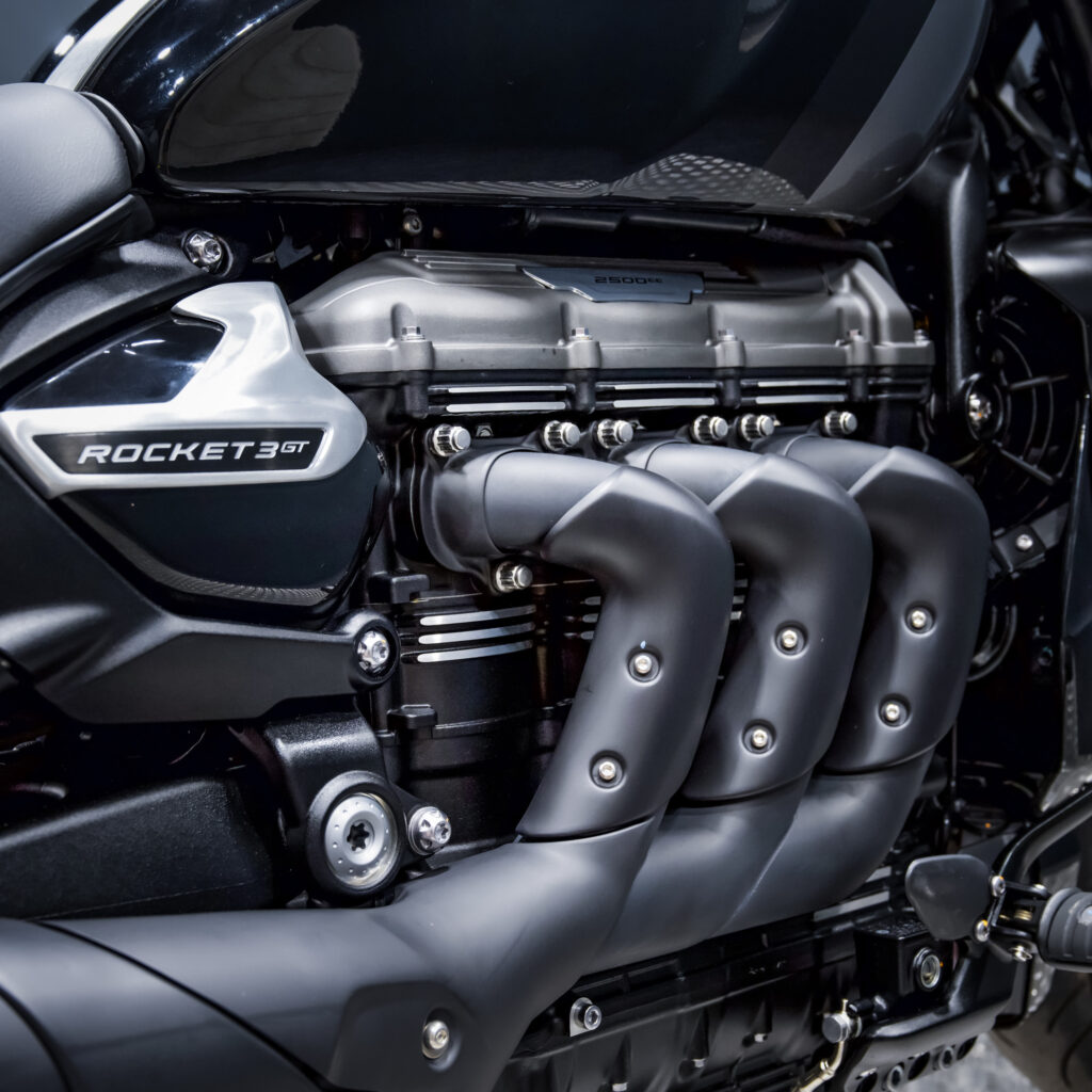 Triumph Rocket Black Edition Rev Comps