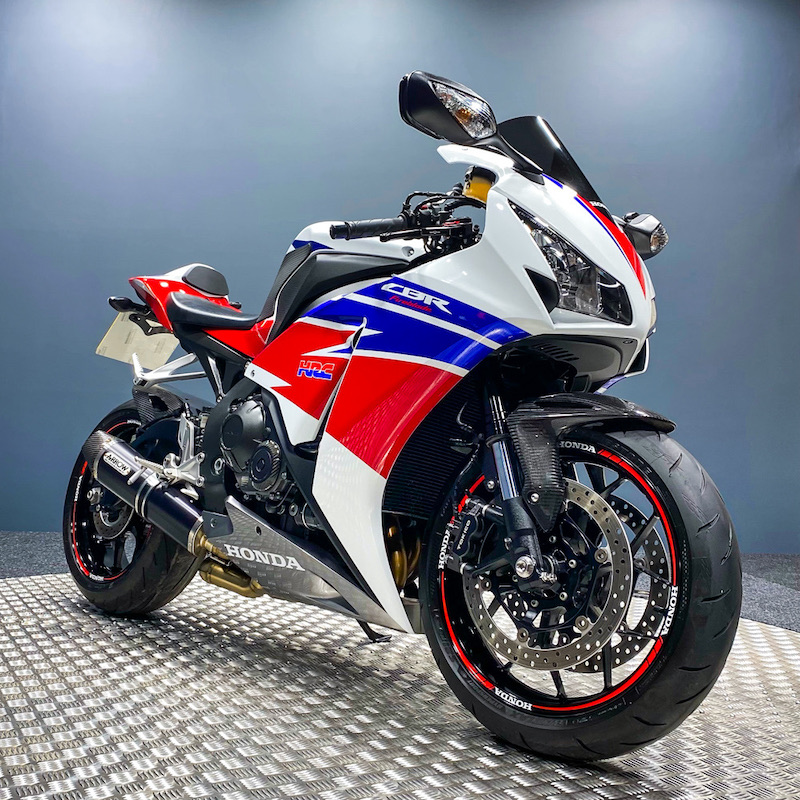 Matthew Bunting - 2016 Honda CBR1000RR Fireblade + £1000 - Rev Comps