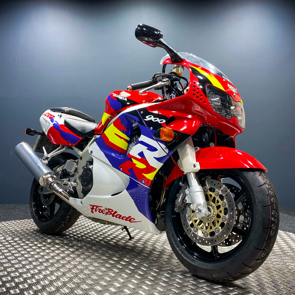 Cbr900rrt deals