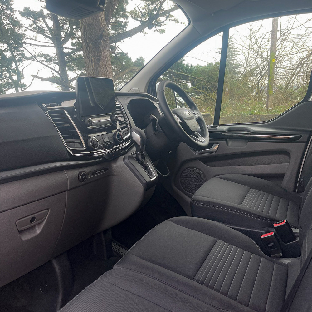 2019 Ford Transit Custom 6 Seater Auto Van + £1000 - Rev Comps