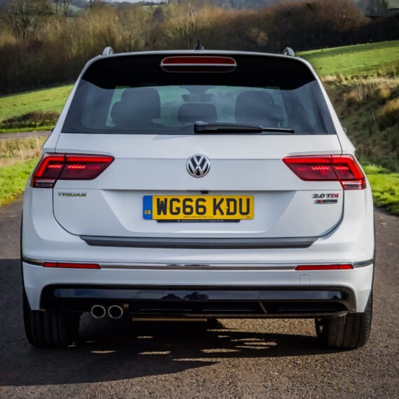 2016 VW Tiguan R-Line 4 Motion + £1000 - Rev Comps