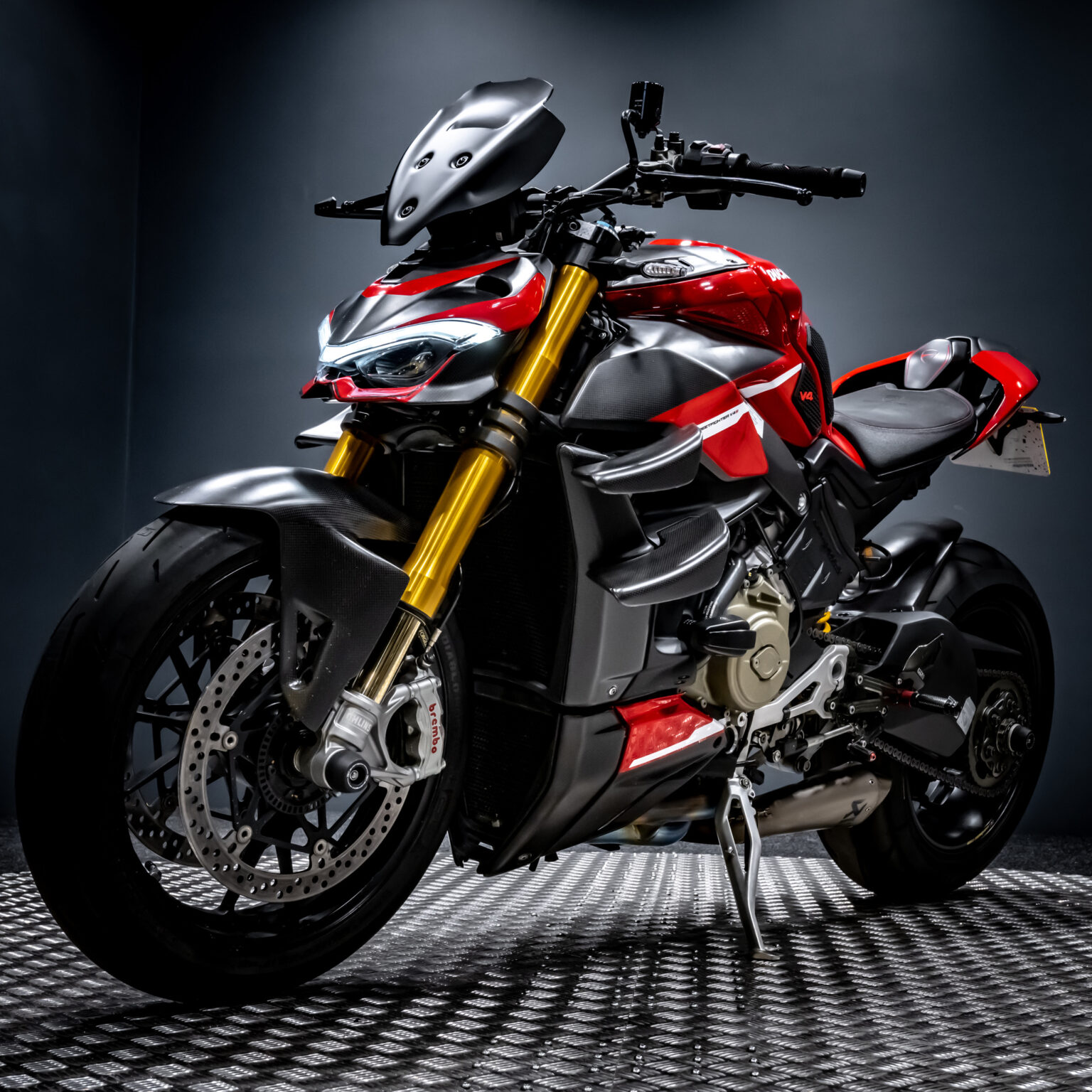 2020 DUCATI V4S CARBON STREETFIGHTER + £1K - 999 TKTS - Rev Comps