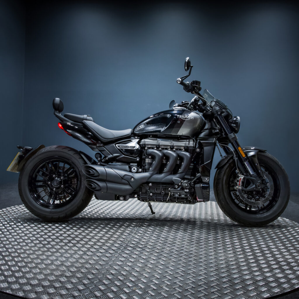 2021 TRIUMPH ROCKET 3 BLACK EDITION + £5000 - Rev Comps