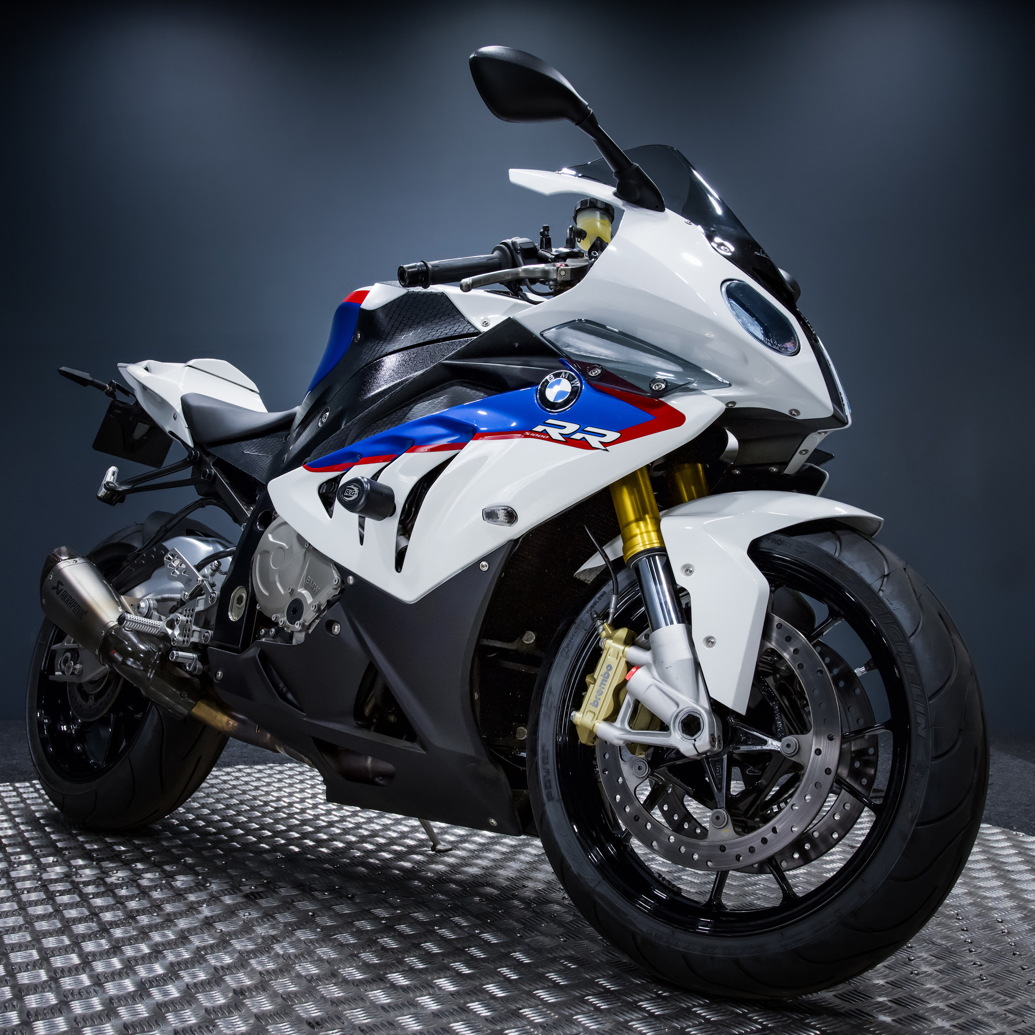 Oliver Hewitt - 2013 BMW S1000RR SPORT + £1000 - Rev Comps