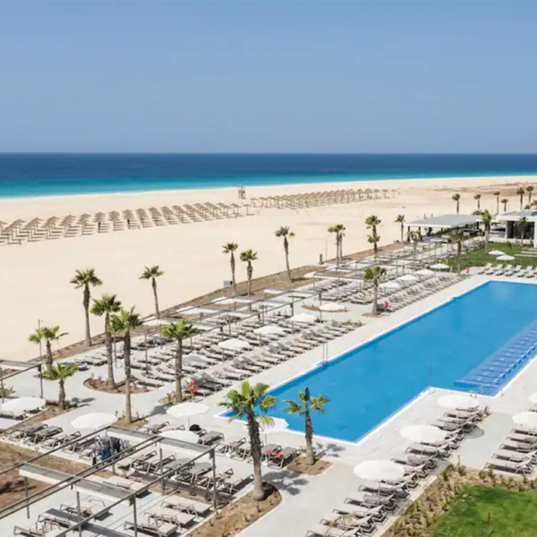 TUI ALL INC HOLIDAY 2 PAX / 10 NTS RUI PALACE CAPE VERDE Rev Comps