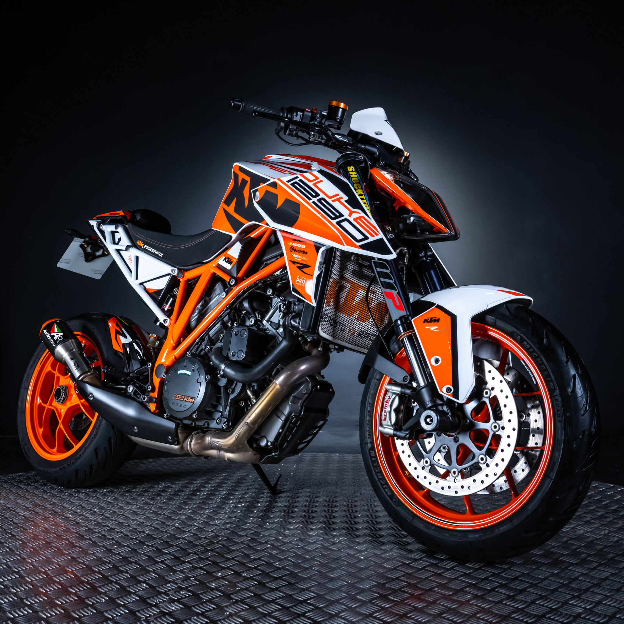 Wayne Smith - 2019 KTM SUPERDUKE 1290R + £1000 - Rev Comps