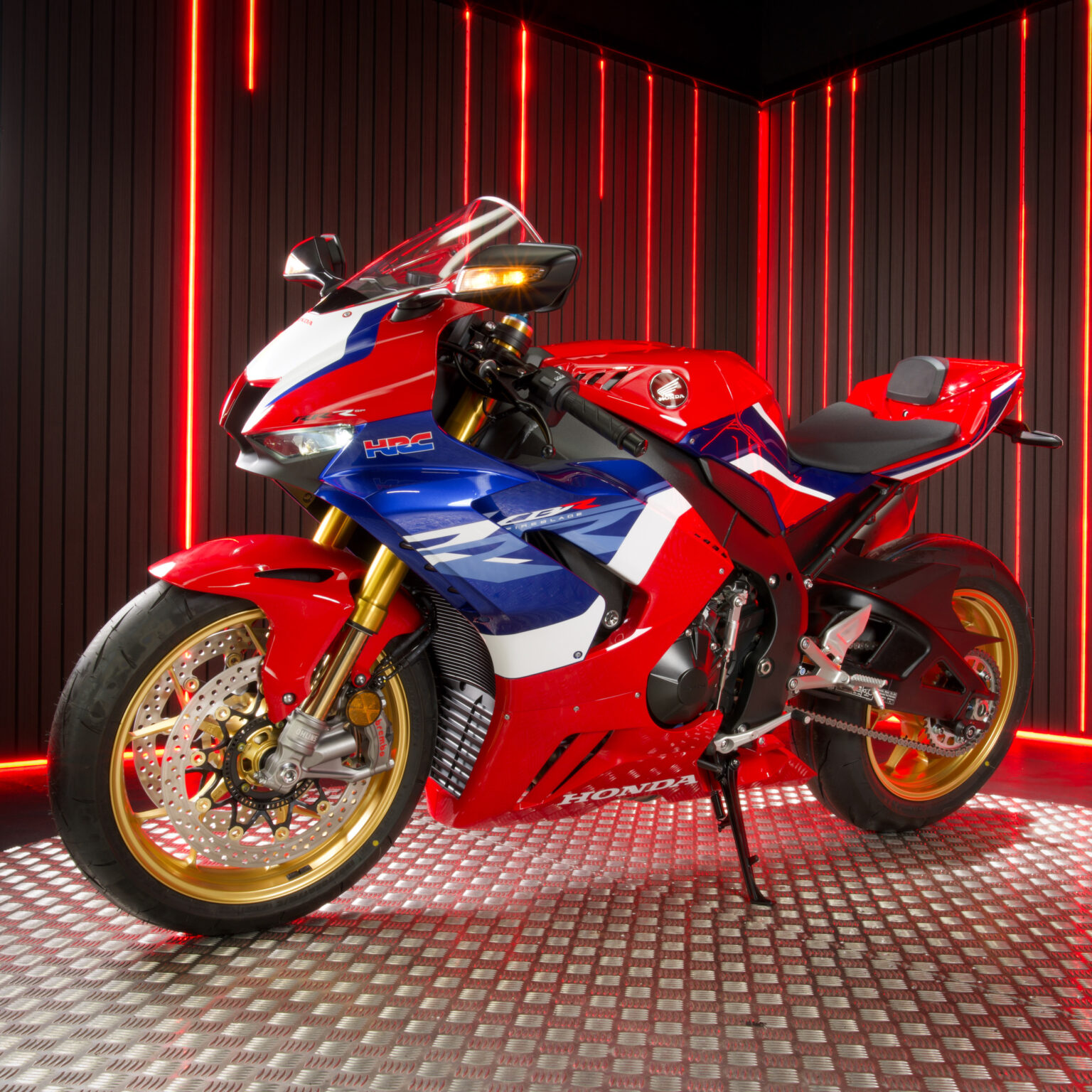 BRAND NEW 2023 HONDA CBR1000 RR-R + £1000 - Rev Comps