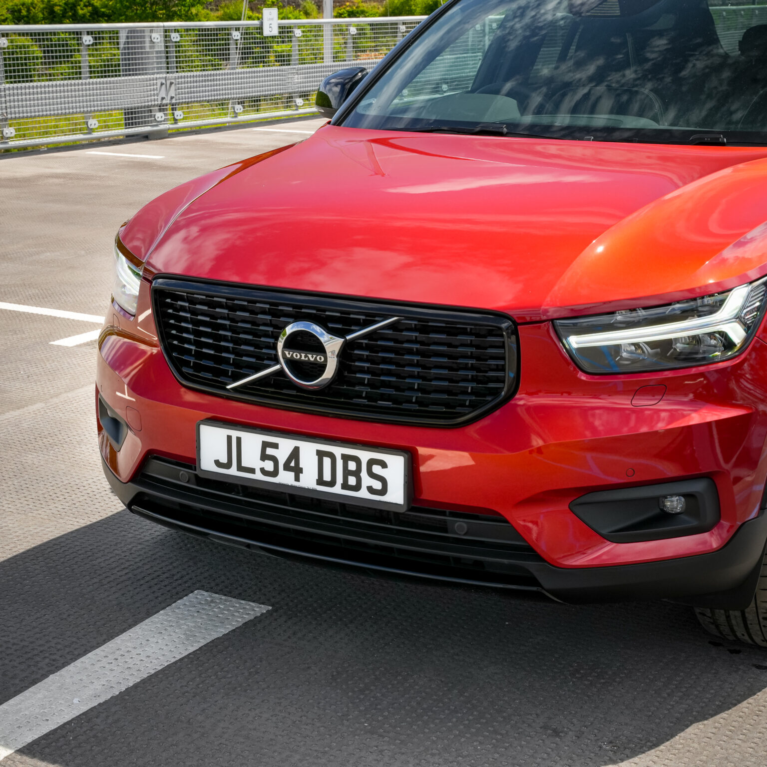 2021 volvo xc40 r design pro b4 mhev review