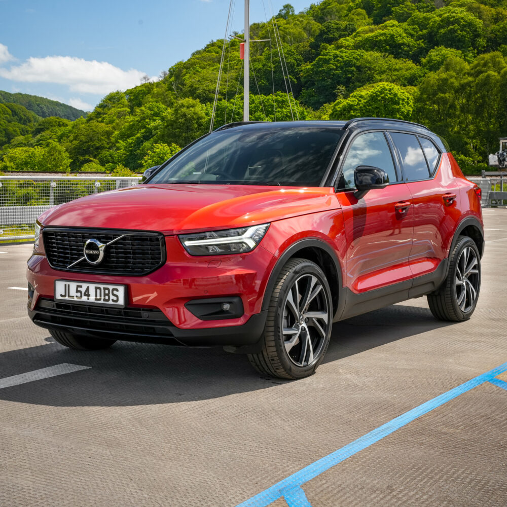 2021 volvo xc40 r design pro review