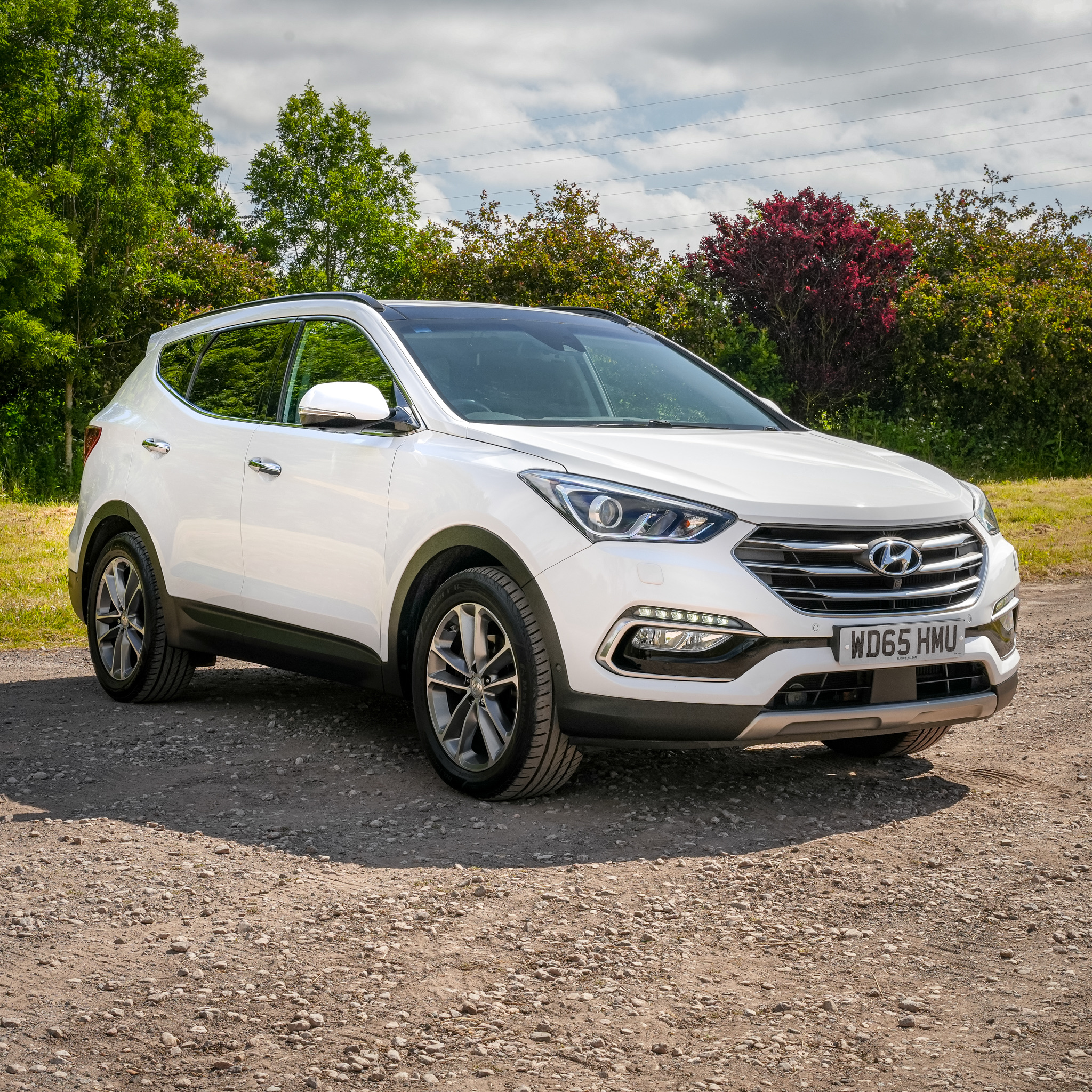 2015 Hyundai Santa Fe 7 Seater 4WD + £1000 - Rev Comps